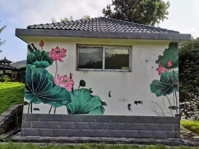 百校千生閩東行丨疊石鄉(xiāng) 百平濃情墻繪“靚”相竹陽，壁畫藝術(shù)助力新時(shí)代新農(nóng)村文化建設(shè)